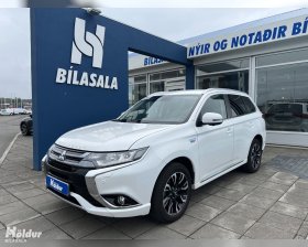 MITSUBISHI OUTLANDER INSTYLE