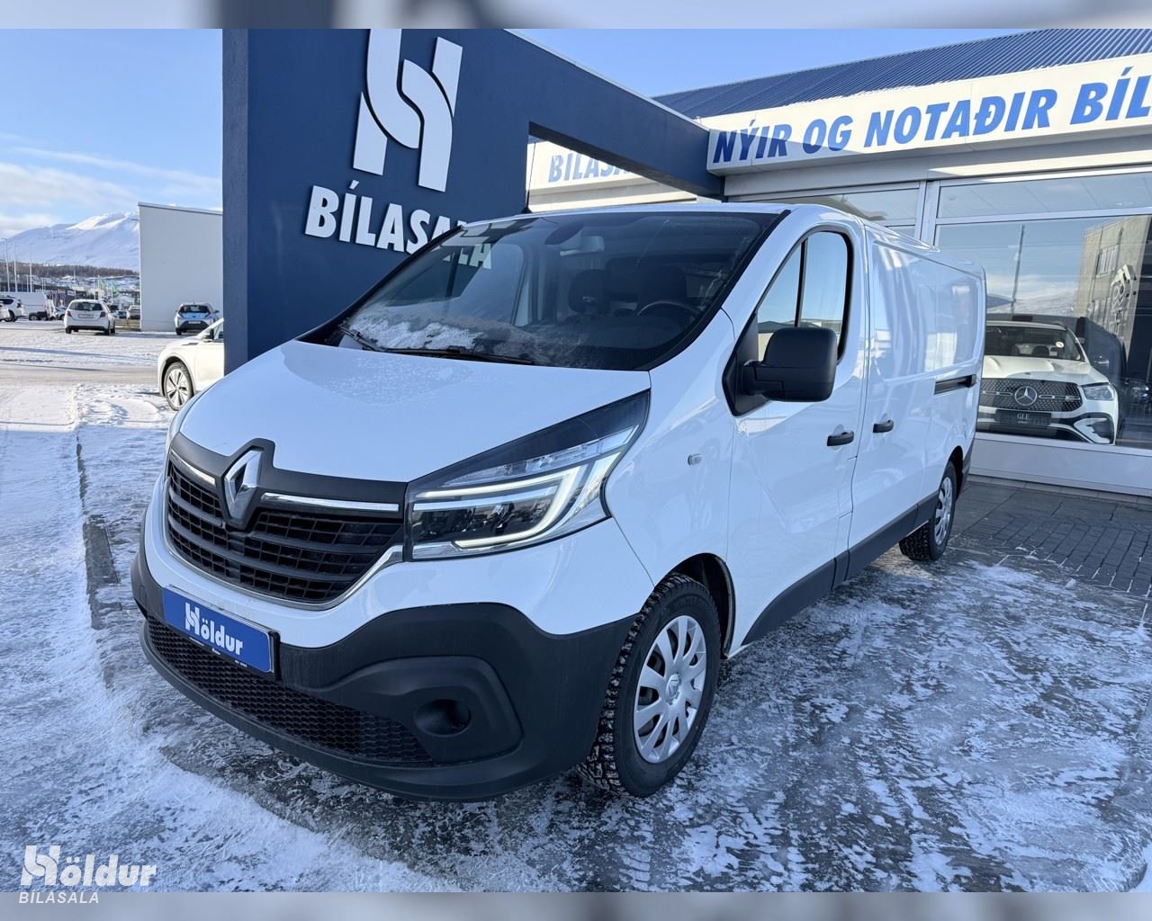 RENAULT TRAFIC