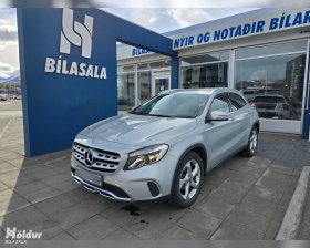 MERCEDES-BENZ GLA 200 D 4MATIC