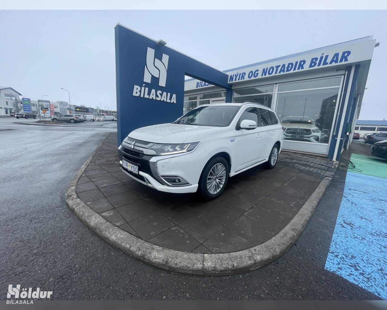 MITSUBISHI OUTLANDER INSTYLE PHEV
