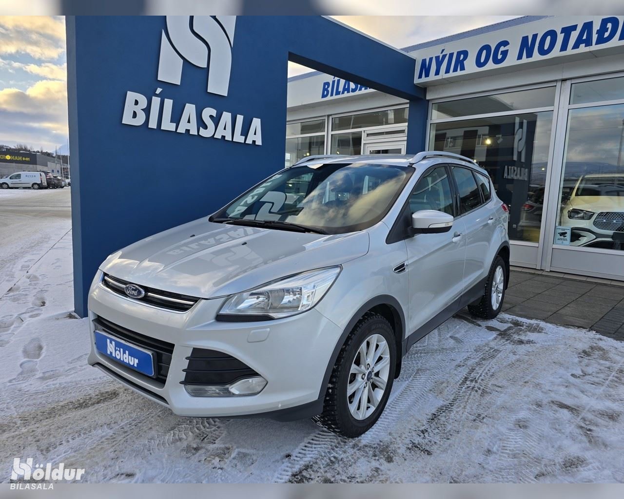FORD KUGA