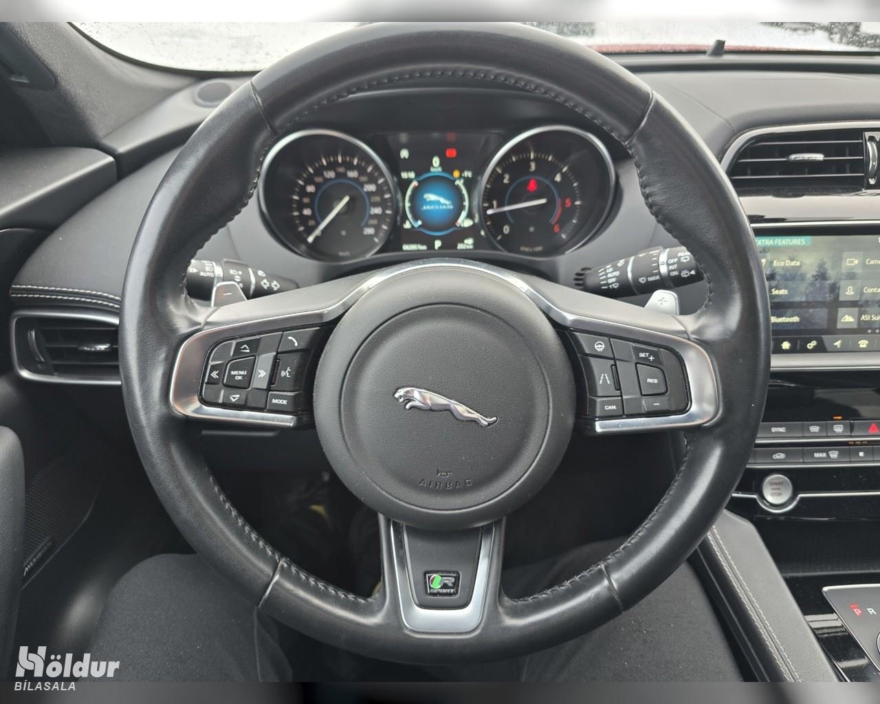 JAGUAR F-PACE R-SPORT