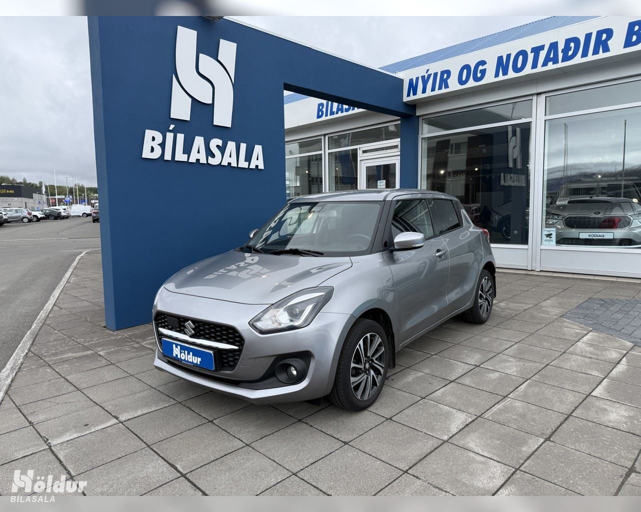 SUZUKI SWIFT HYBRID 4X4