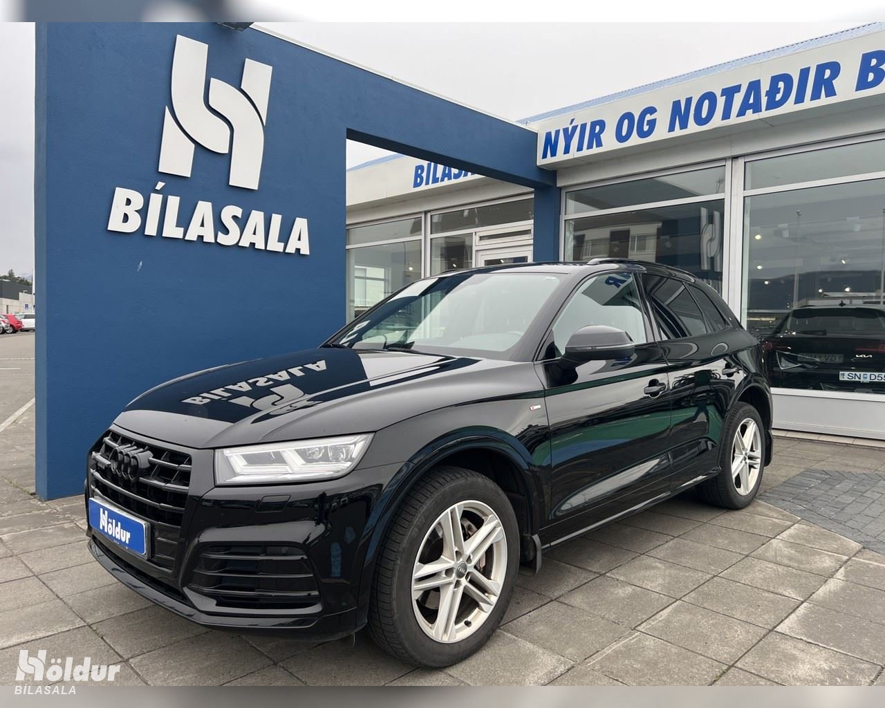 AUDI Q5 S-LINE