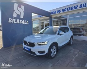 VOLVO XC40 MOMENTUM D4