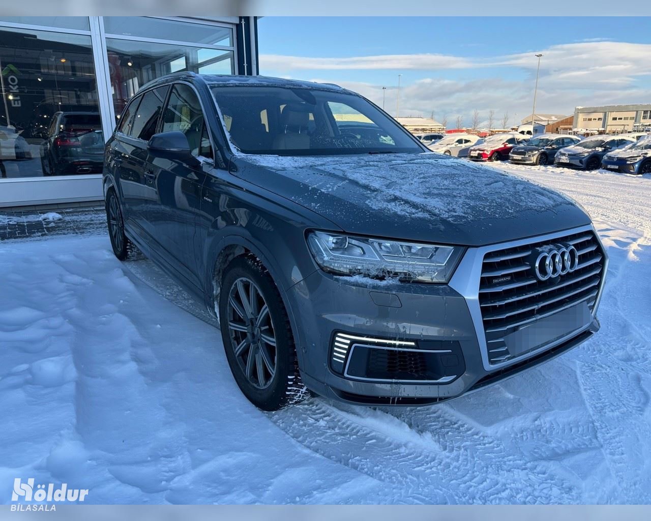 AUDI Q7 E-TRON