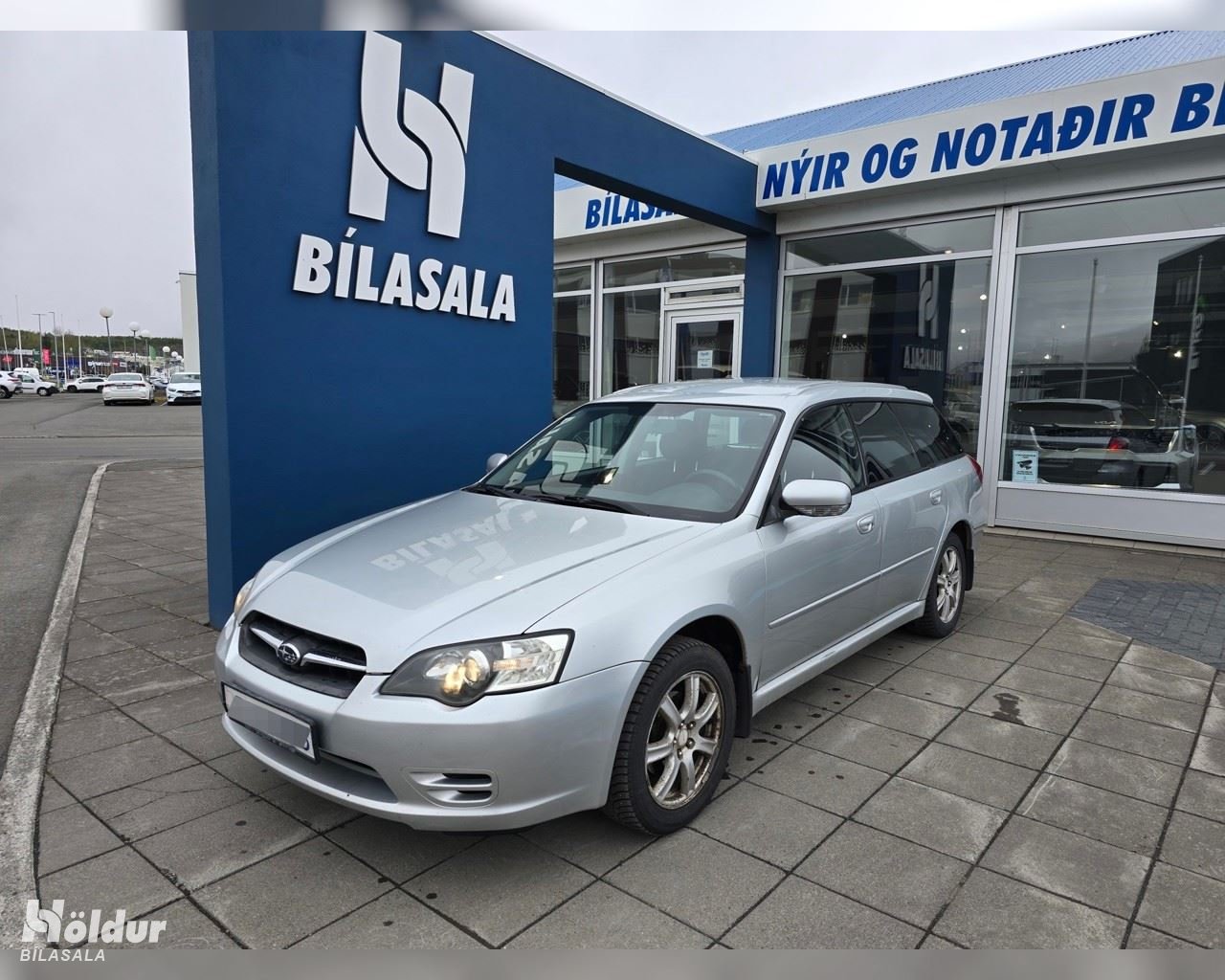 SUBARU LEGACY