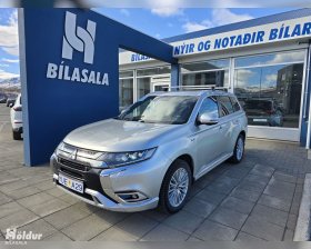 MITSUBISHI OUTLANDER INSTYLE
