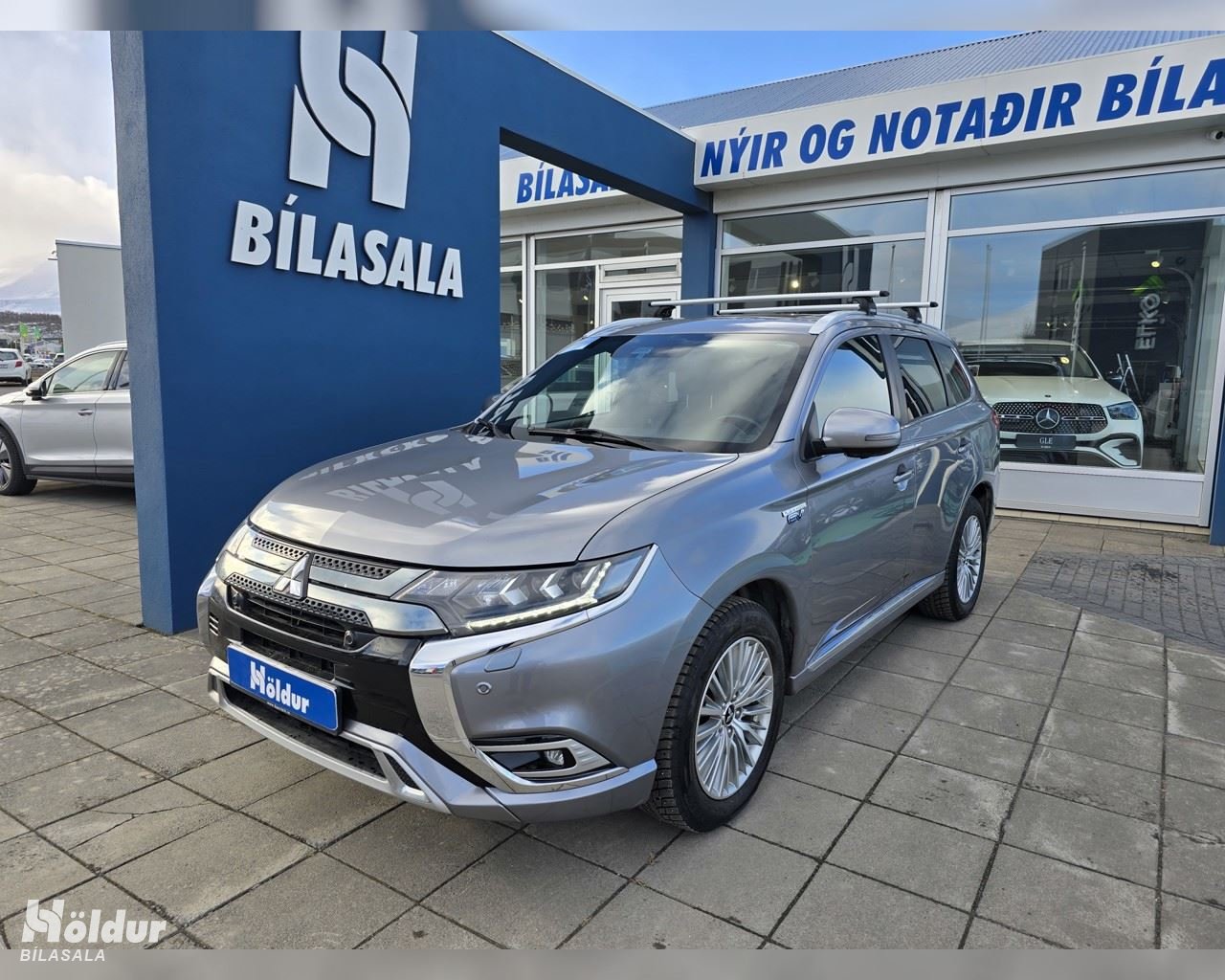 MITSUBISHI OUTLANDER INSTYLE PHEV