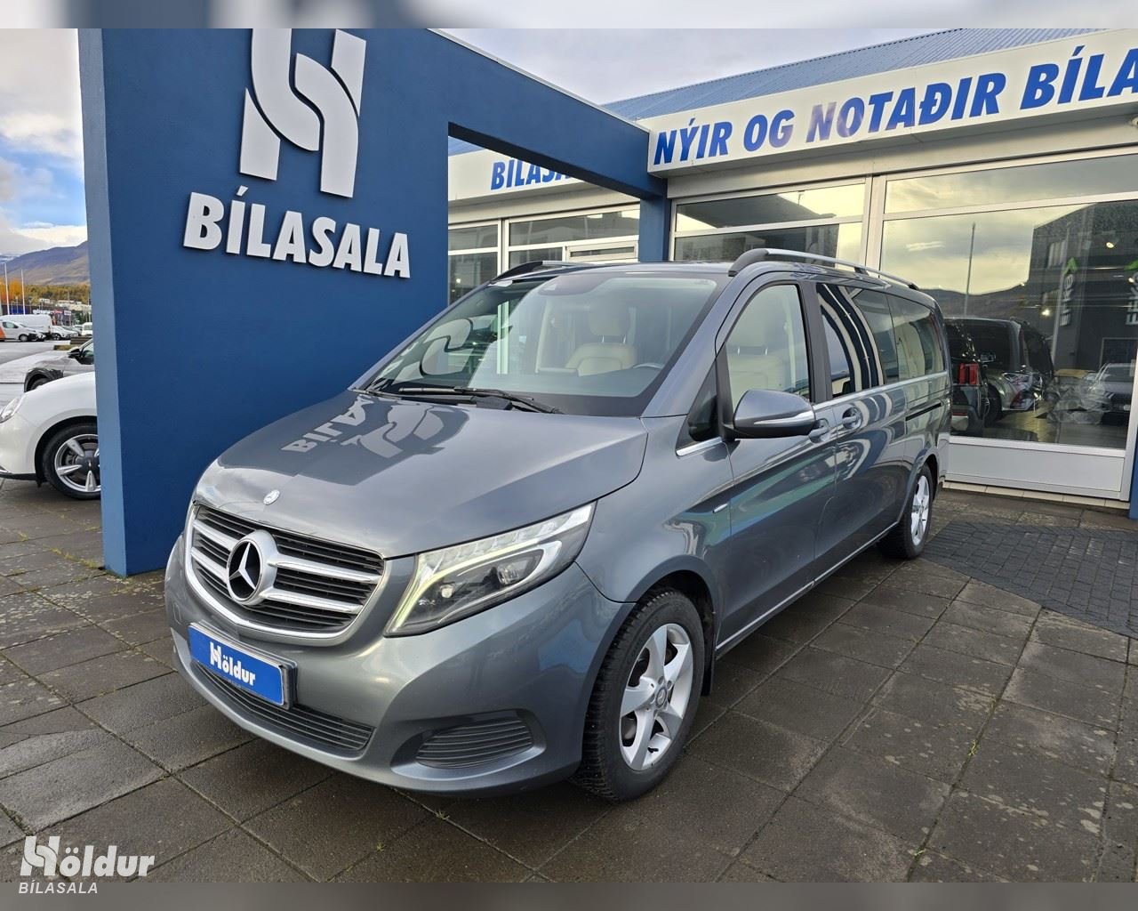MERCEDES-BENZ V-KLASSE 250D 4MATIC
